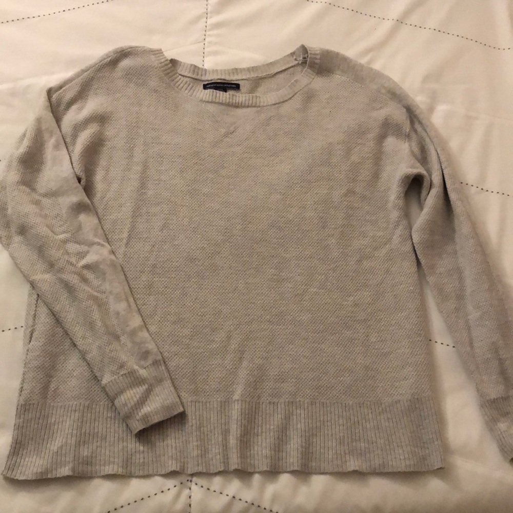 Super comfortable sweater!!